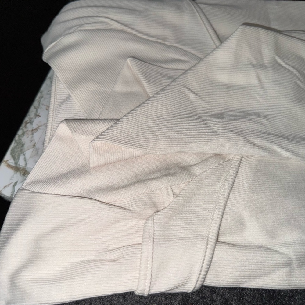 White Ribbed Top - Picture 5 of 5